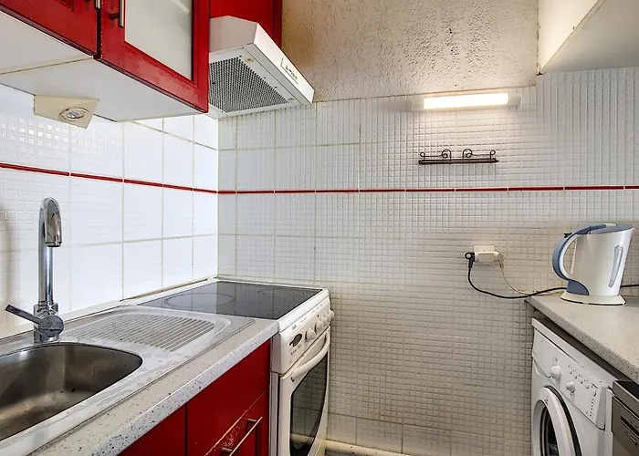 F3 En Front De Avec Terrasse Et Parking Prive - Fr-1-715-59 Apartman *