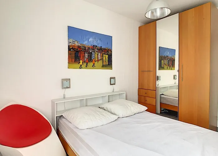 F3 En Front De Avec Terrasse Et Parking Prive - Fr-1-715-59 Apartman